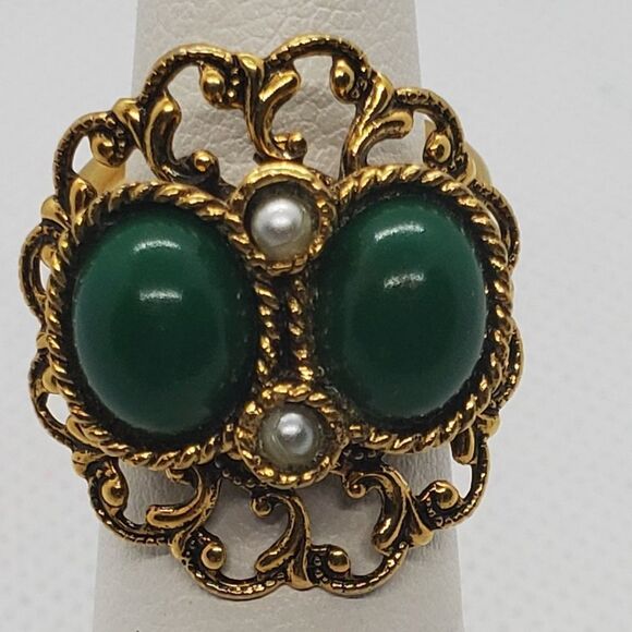 Vintage Gold, Green, & White Ring - Picture 1 of 6